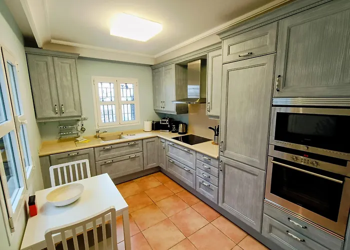 Villa Magnificent 5-Star With Sea View, Jacuzzi And Pool