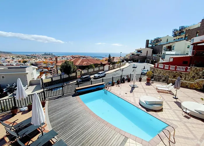 Villa Magnificent 5-Star With Sea View, Jacuzzi And Pool