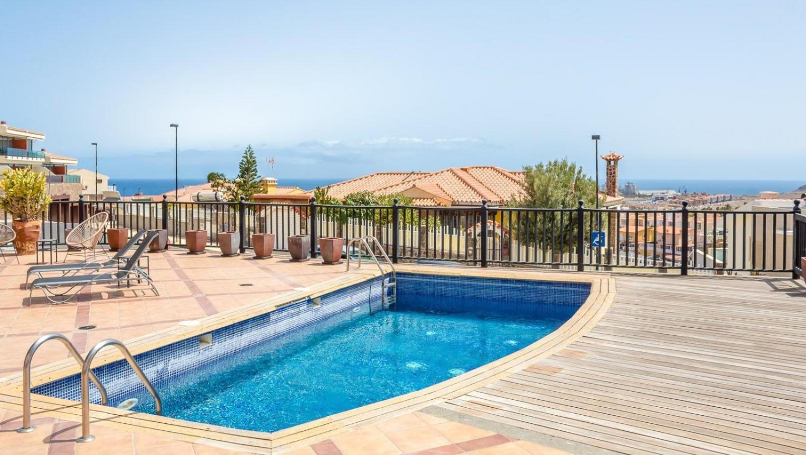 Apartment Magnificent 5-star With Sea View, Jacuzzi And Pool