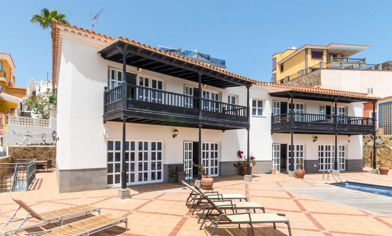 Magnificent 5-star With Sea View, Jacuzzi And Pool Mogan
