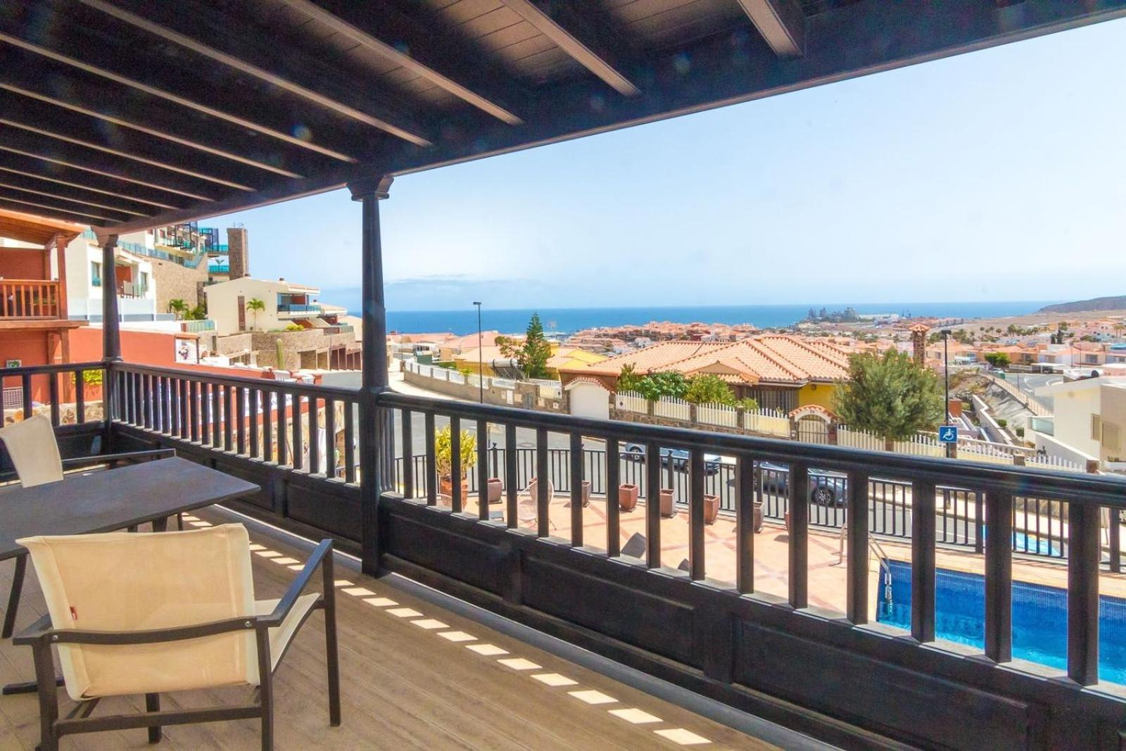 Magnificent 5-star With Sea View, Jacuzzi And Pool Appartement *