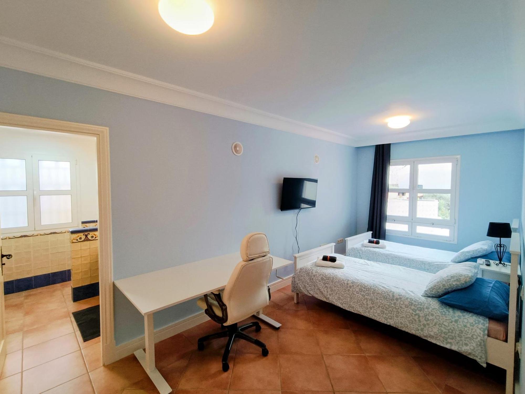 Magnificent 5-star With Sea View, Jacuzzi And Pool Appartement *