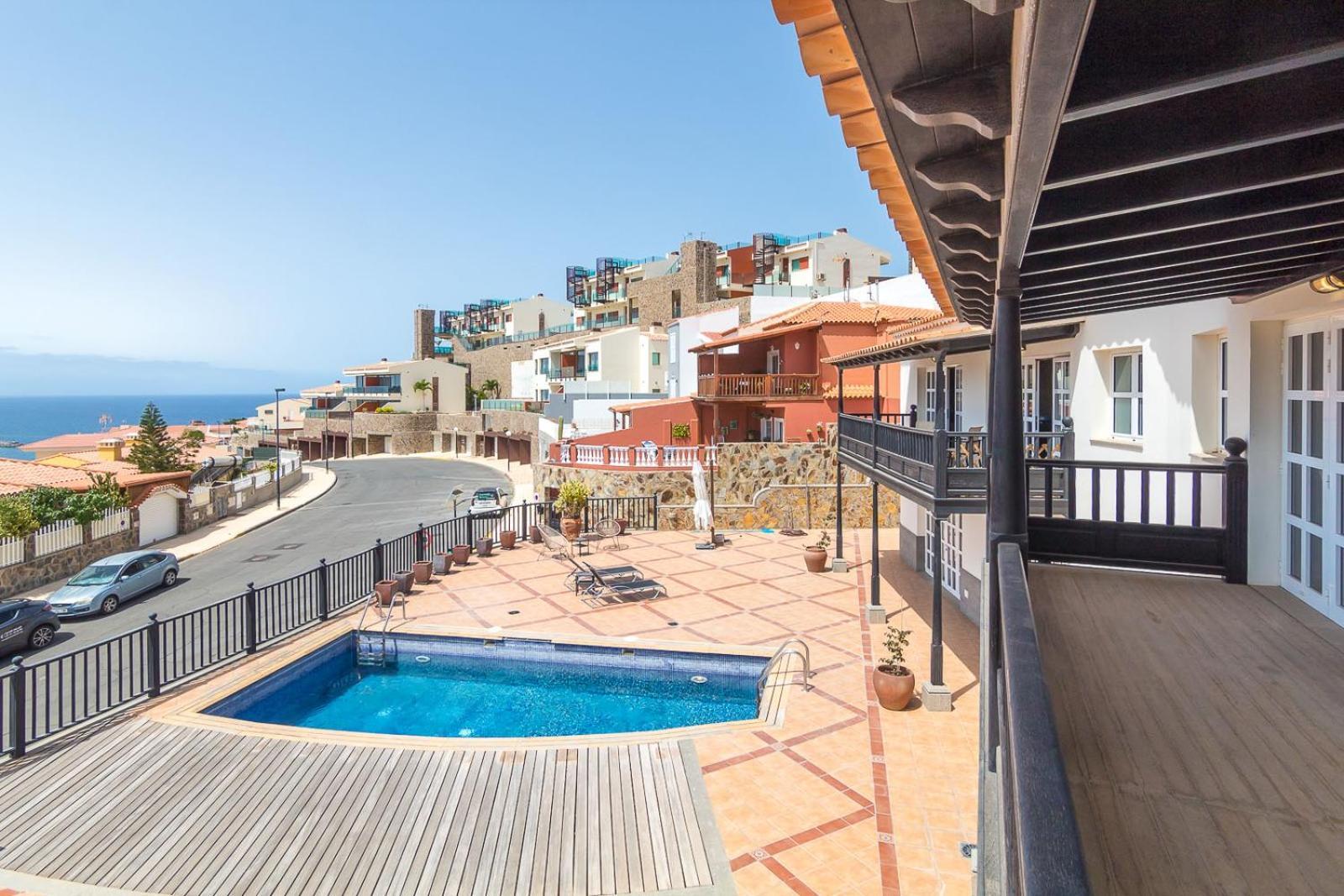 Magnificent 5-star With Sea View, Jacuzzi And Pool Appartement