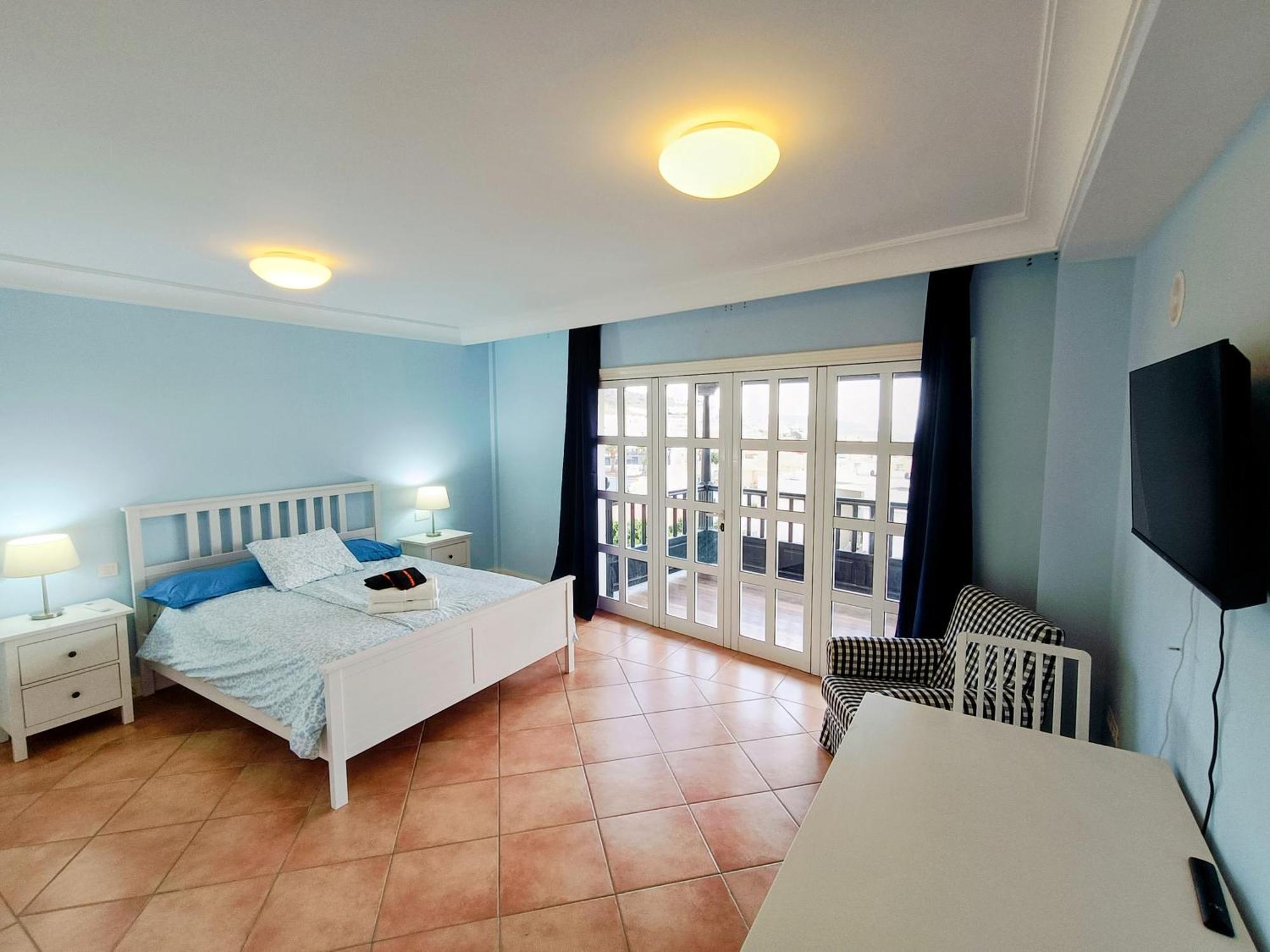 Magnificent 5-star With Sea View, Jacuzzi And Pool Appartement