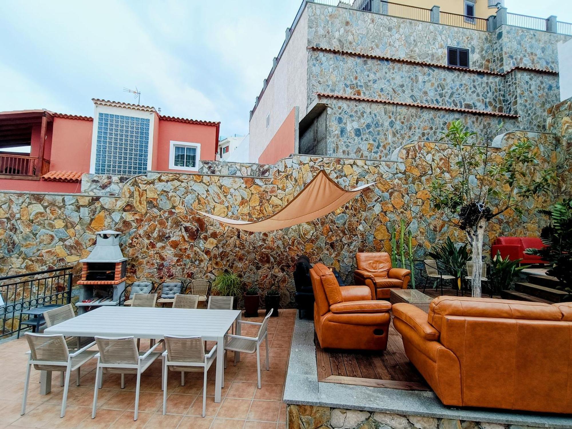 Magnificent 5-star With Sea View, Jacuzzi And Pool Apartment
