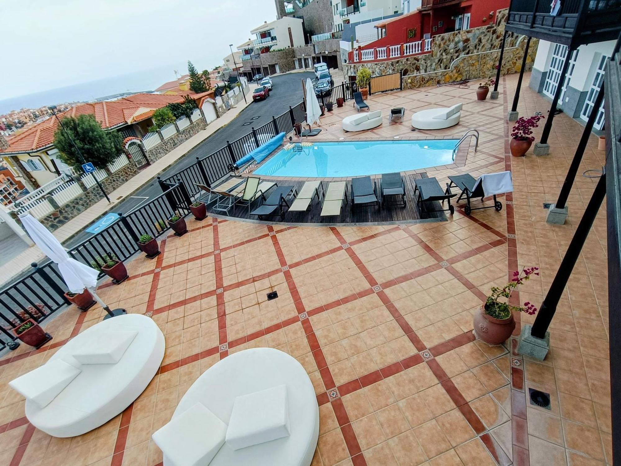 Magnificent 5-star With Sea View, Jacuzzi And Pool Appartement *