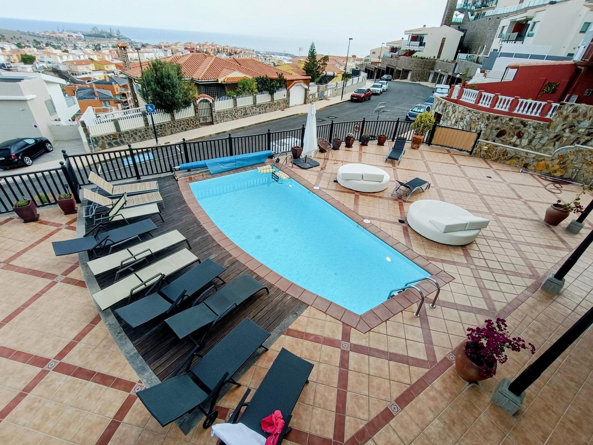 Magnificent 5-star With Sea View, Jacuzzi And Pool Mogan