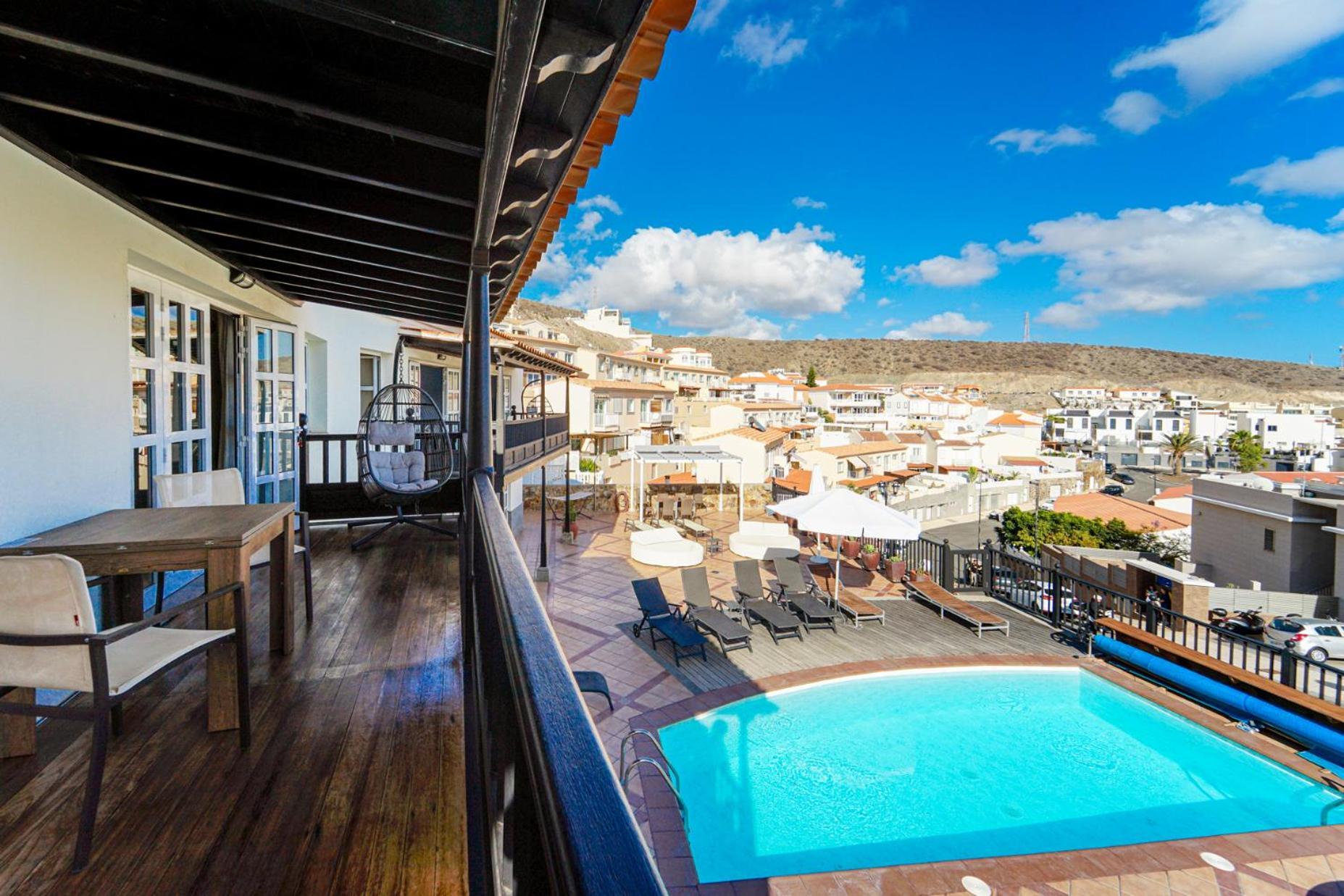 Magnificent 5-star With Sea View, Jacuzzi And Pool Mogan