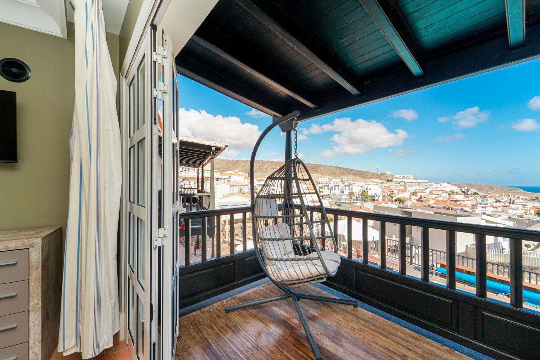 Magnificent 5-star With Sea View, Jacuzzi And Pool Apartamento